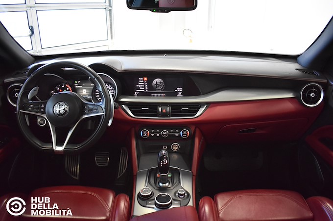 ALFA ROMEO Stelvio 2.2 Turbodiesel 210 CV AT8 Q4 Super